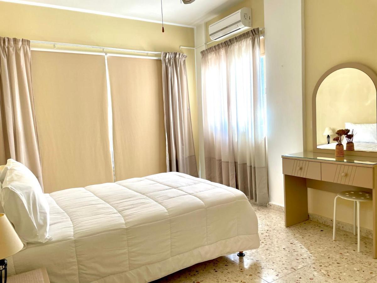 Himonas Apartments Pissouri Esterno foto
