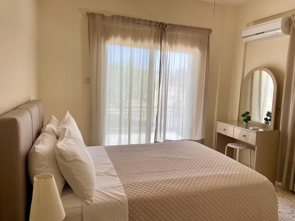Himonas Apartments Pissouri Esterno foto