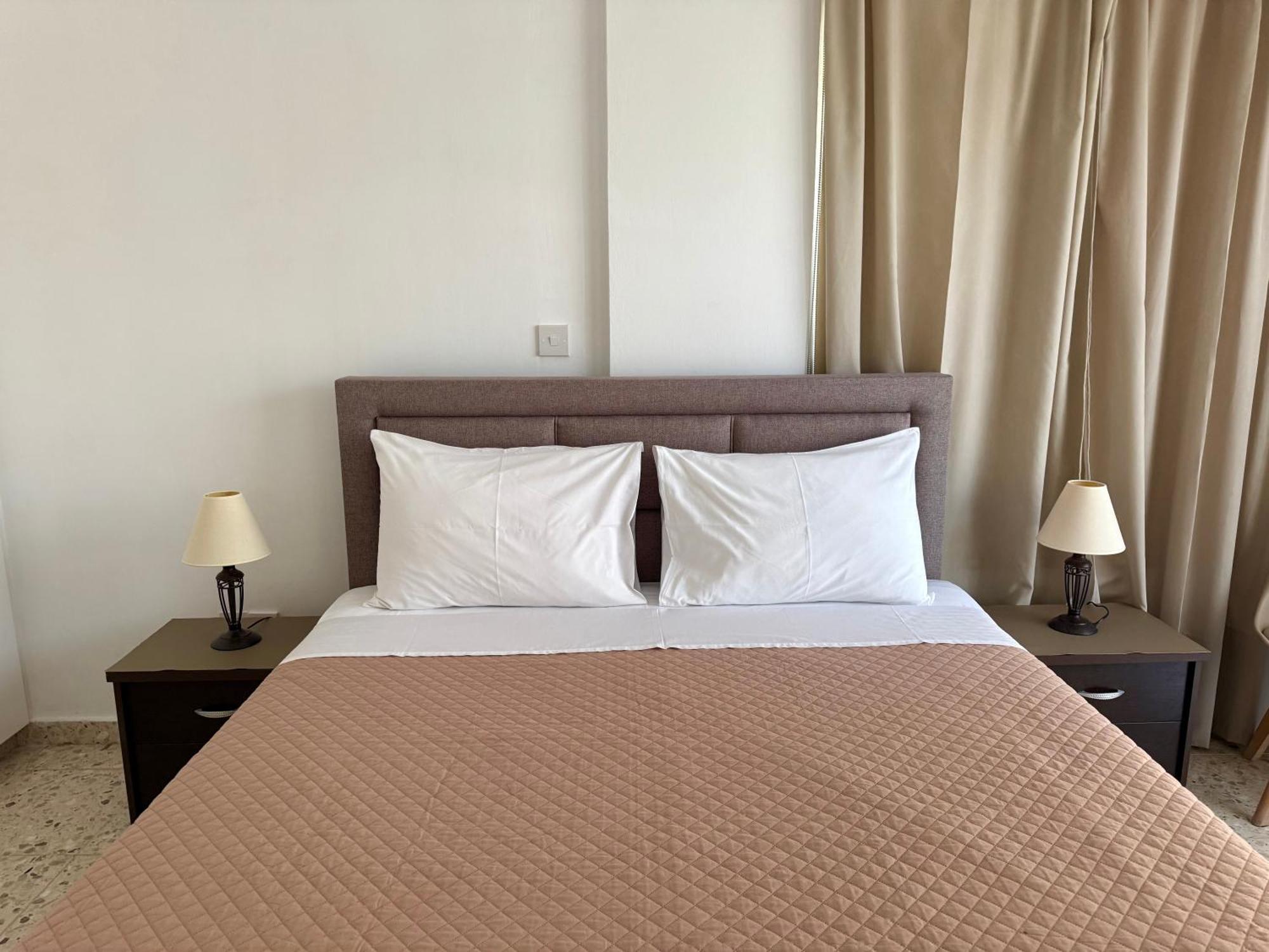 Himonas Apartments Pissouri Esterno foto