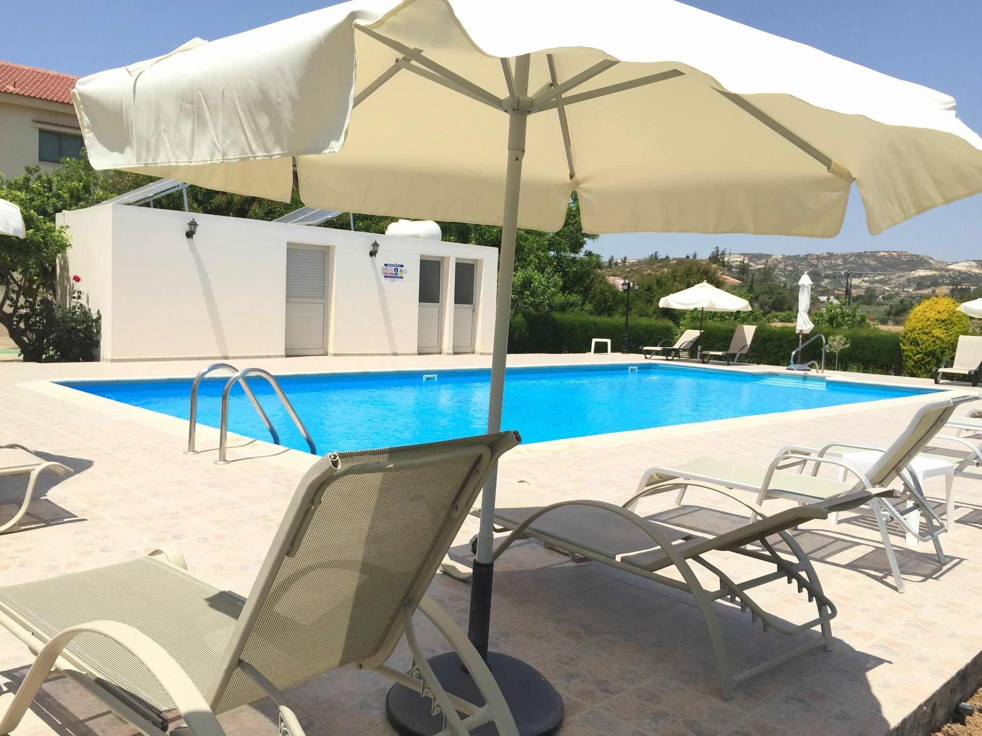 Himonas Apartments Pissouri Esterno foto