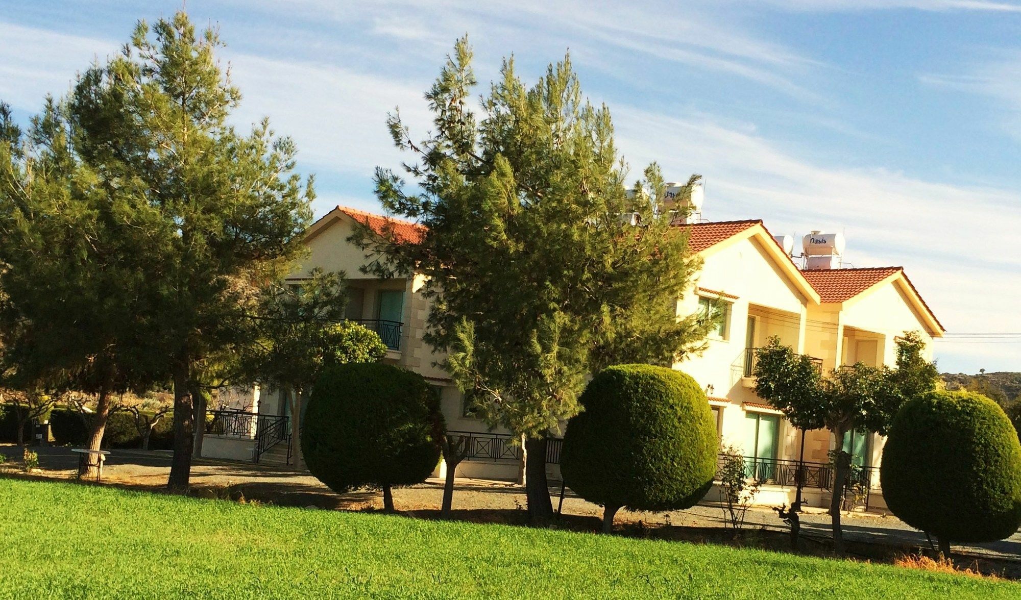 Himonas Apartments Pissouri Esterno foto