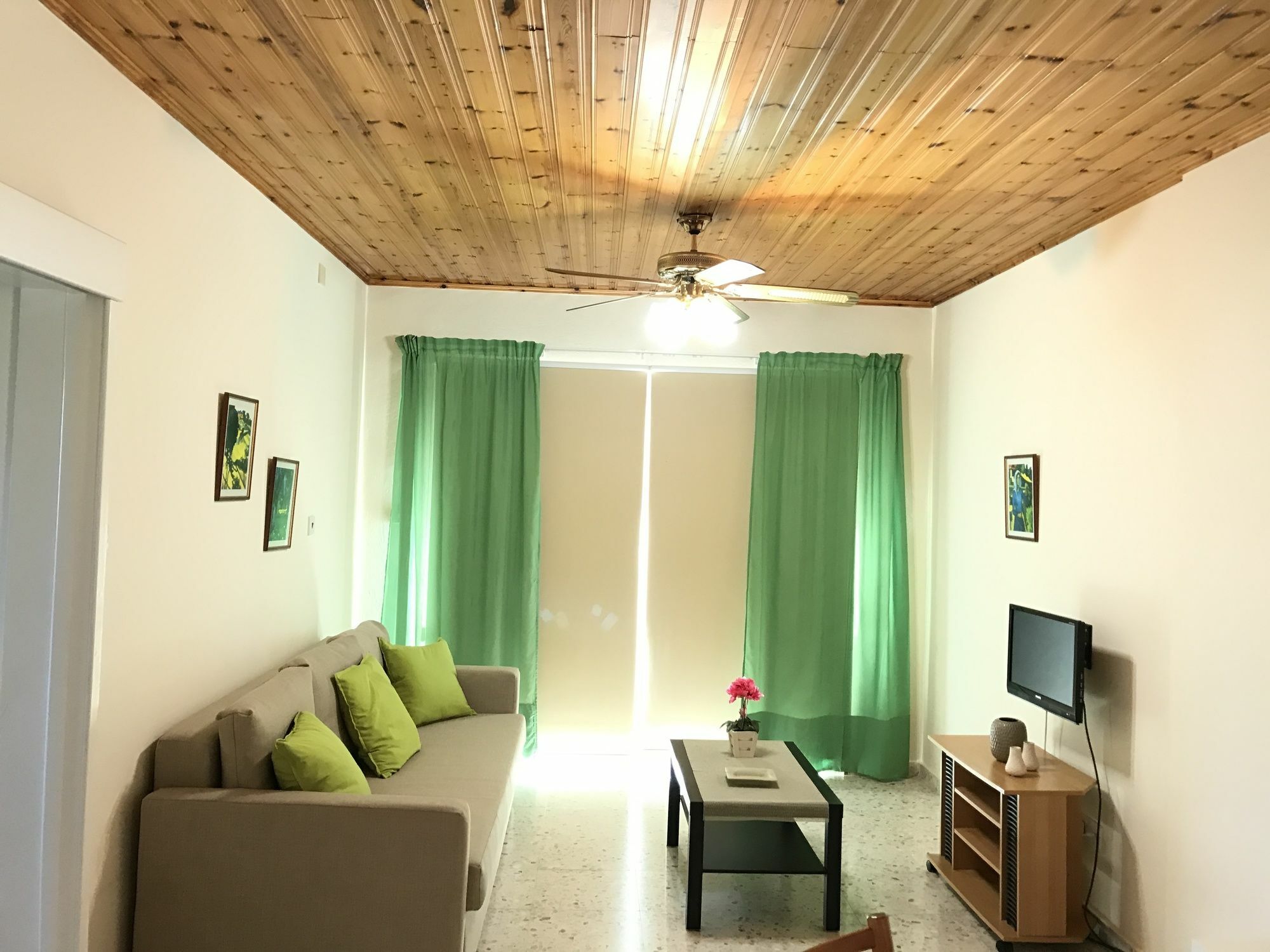 Himonas Apartments Pissouri Esterno foto