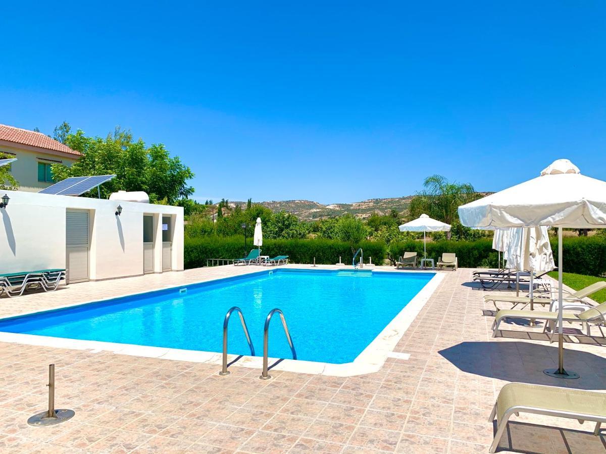Himonas Apartments Pissouri Esterno foto