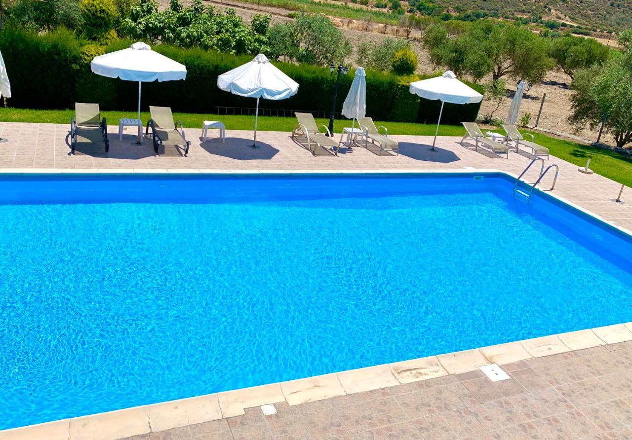 Himonas Apartments Pissouri Esterno foto